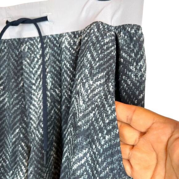 Lululemon 11" T.H.E. Short Style: M7AAUS in Black & White Men's Medium - Picture 6 of 16